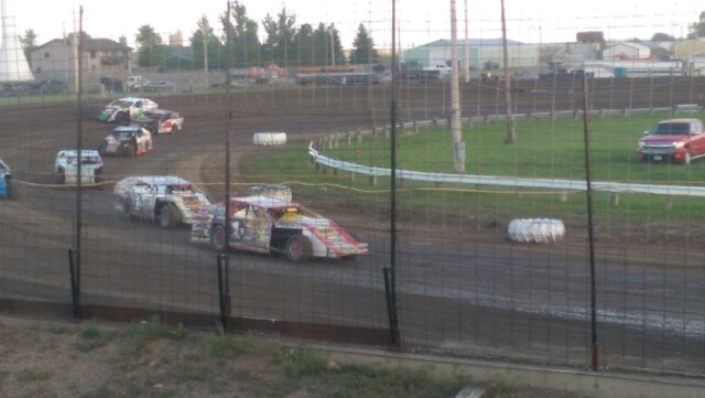 Scott Hot out of turn four at Sheyenne River 